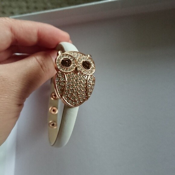Betsey Johnson Owl leather band Bracelet - Picture 1 of 9